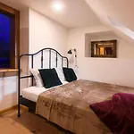 Billionaires Club Loft Sauna Center Apartment Prag