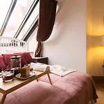 Billionaires Club Loft Sauna Center *