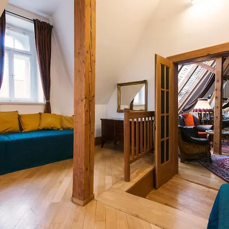 Billionaires Club Loft Sauna Center Appartement Praag