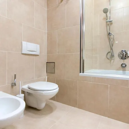Billionaires Club Loft Sauna Center Apartman Prága